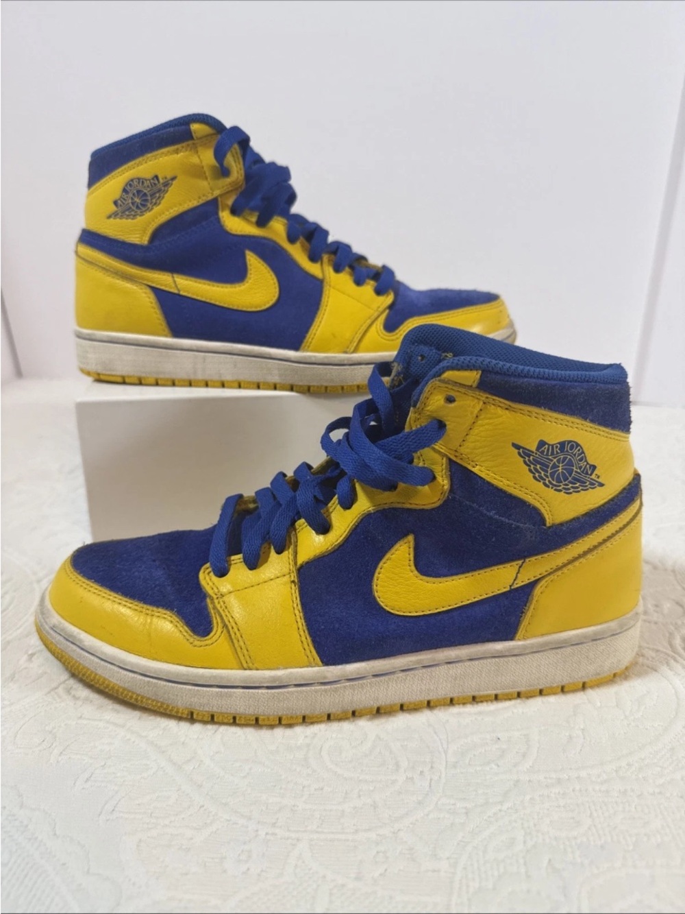 Nike Air Jordan 1 Retro High OG Laney 2014 Men’s Yellow Blue High Top Size 8.5